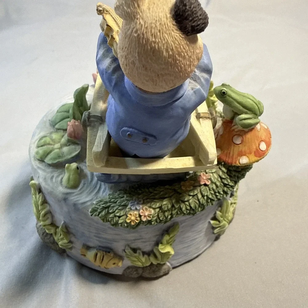 Vintage GLAMA Music Box Romantic Pigs in Rowboat Plays It's A Small World